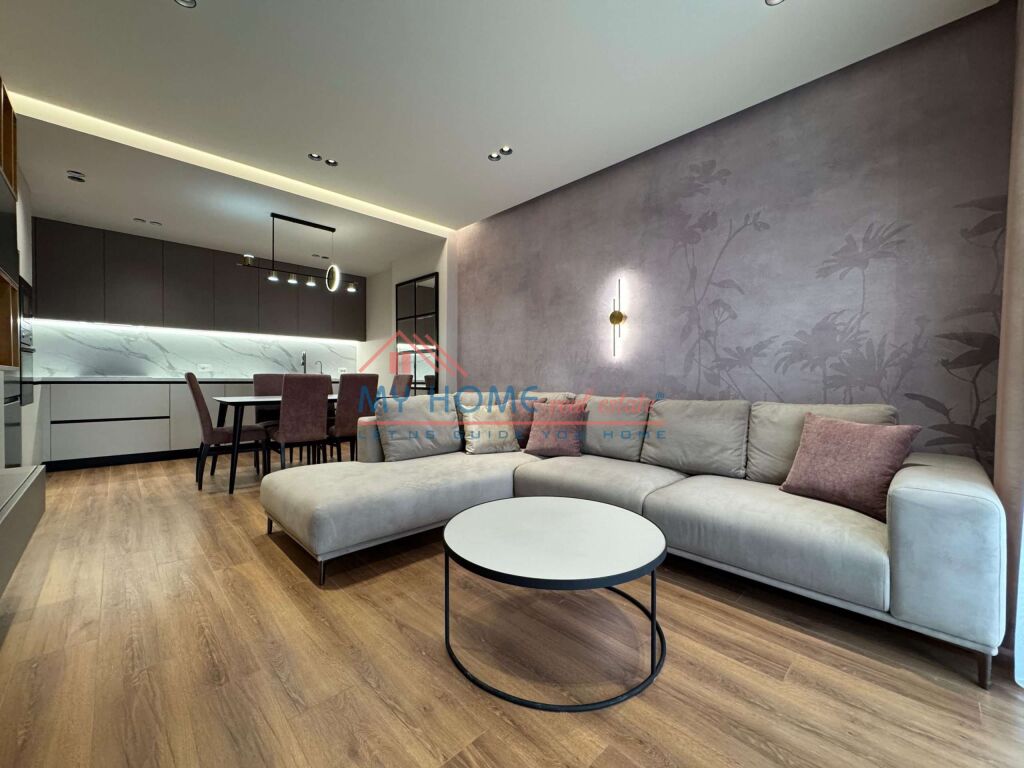 1+1 apartment for rent near the Red School in Tirana