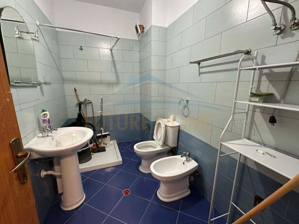 In vendita, Appartamento 3+1+2, Yzberisht, Tirane