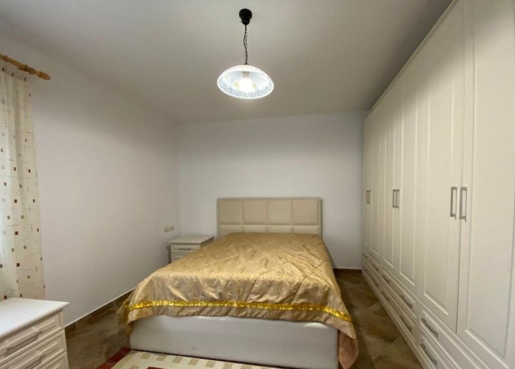 IN THE MUNICIPALITY OF PARIS WE RENT 1+1 APARTMENT