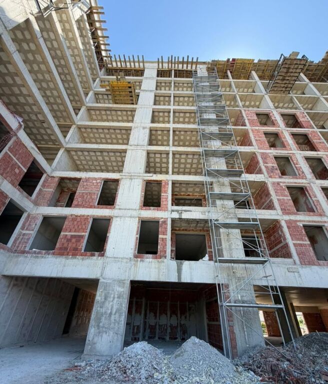 📌 Shitet Apartament 2+1 – Venatino, 4-Katërorja Kamëz