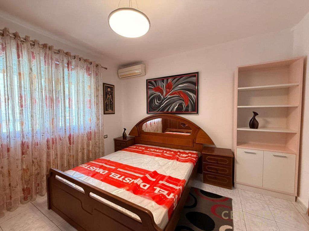 APARTAMENT 1+1 ME QIRA PRANE 21 DHJETORIT! 550 € /Muaj Sip. Totale  63m2