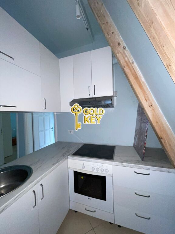 APARTAMENT ME QERA 2+1 – SHKOLLA ITALIANE VOLLGA DURRES