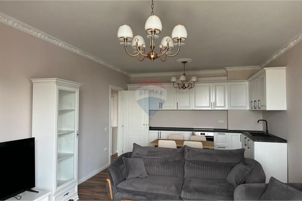 Apartament - Për Shitje - Liqeni I Thatë, Tiranë