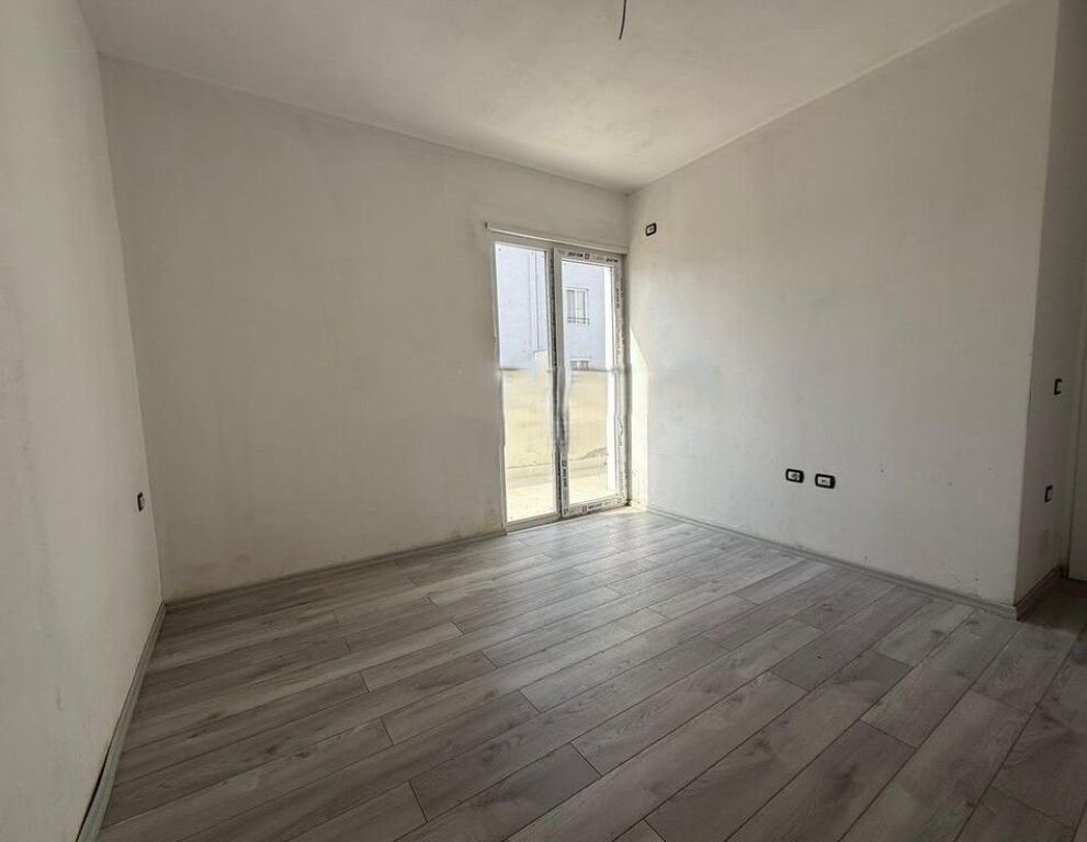 SHITET APARTAMENT 1+1+DEPO+VERANDE NE SELITE!