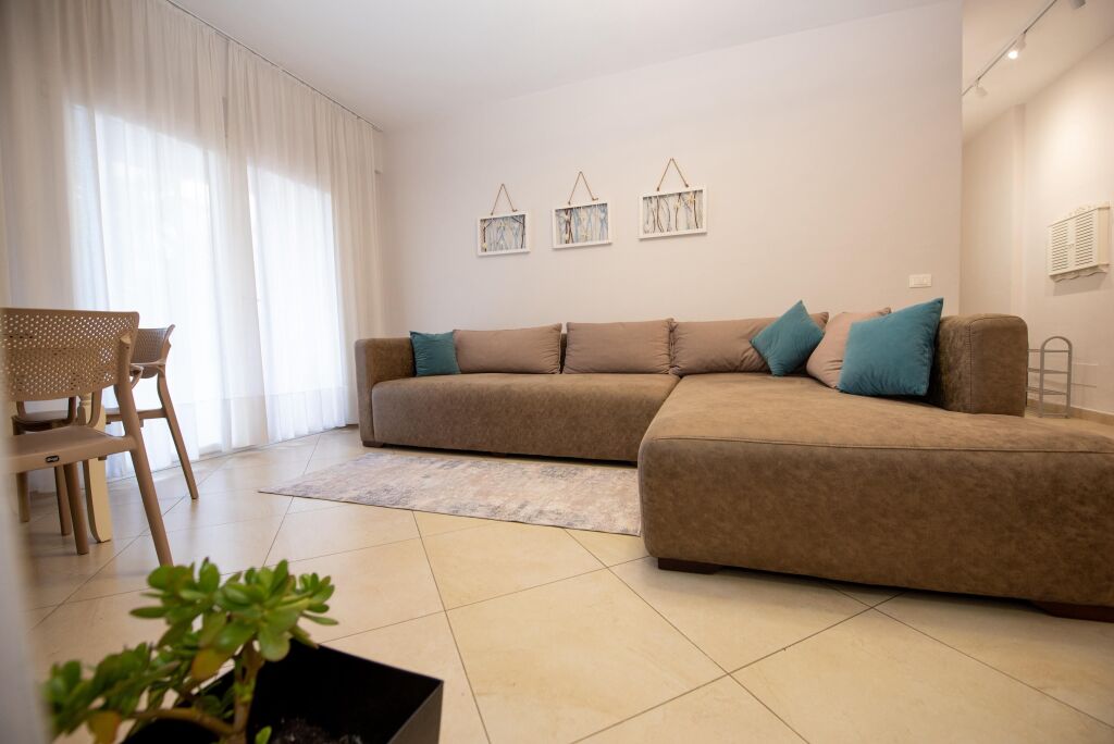 Appartamento 1+1 in vendita Uji ftohte Vlore te Kalaja