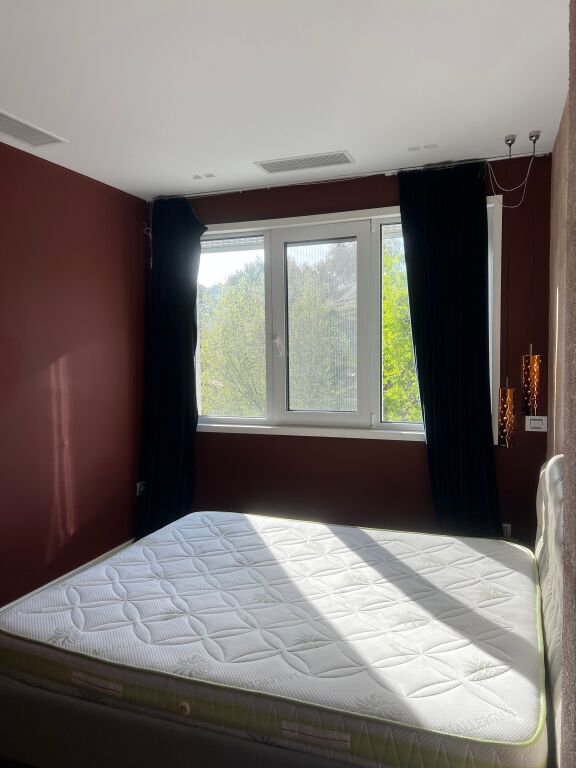 Duplex di lusso in affitto con posto auto incluso presso la Residenza Kodra e Diellit!
