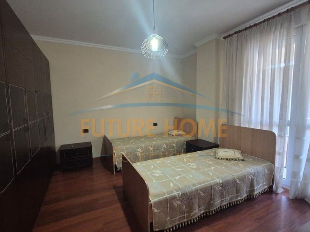 In vendita, Appartamento 2+1, Viale Giovanna d'Arco, Tirana.