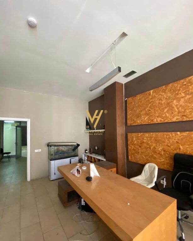 OFFICE 60 M2 FOR RENT ON KAVAJA STREET 1,200 EURO