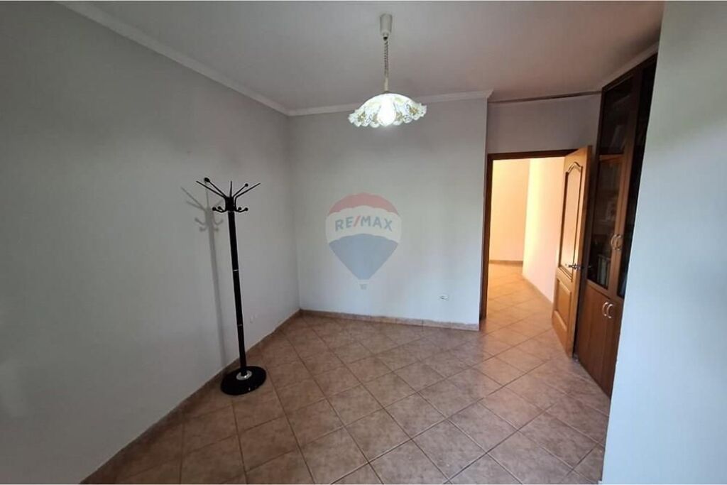 Apartment-For Rent-Former Exhibition,Tirana