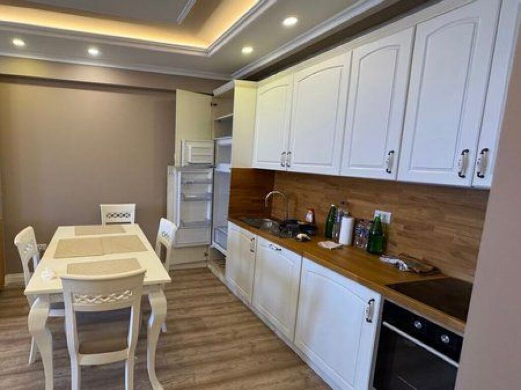 Apartament 2+1+2 në Plazh, Durrës - Në Shitje 210,000€ | 92 m²
