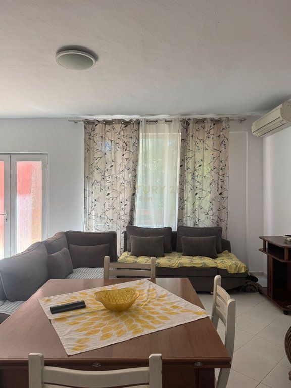 Shitet apartament 2+1 tek Rezidenca MAREA, Qerret !
