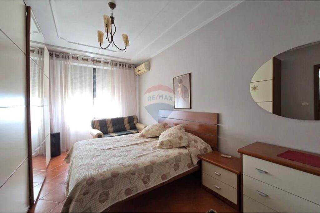 Apartment - For Rent - Muhamet Gjollesha Street, Tirana