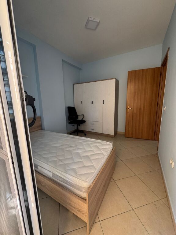 Apartament 2+1+Blk me Qira tek 4 Dëshmorët