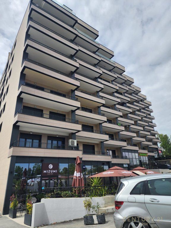 Apartament 2+1+2 për shitje tek Radisoni Liqeni i Thatë, Tiranë - 275,000€ | 128 m²
