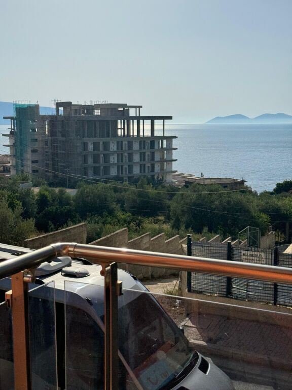 Apartment 2+1 for sale "Uji Ftohte" Vlore near Le Pallazine