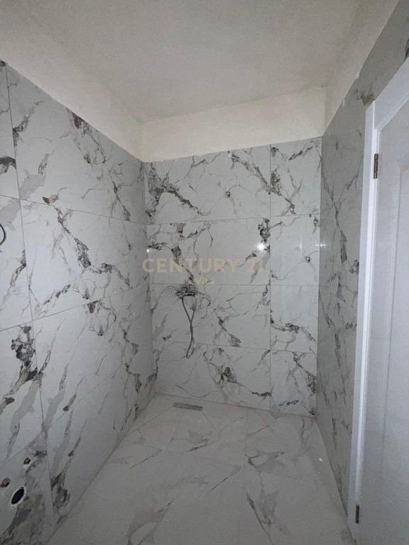 SHITET APARTAMENT 1+1 + POST PARKIMI TEK RESIDENCA LOREDIS , QERRET !!!
