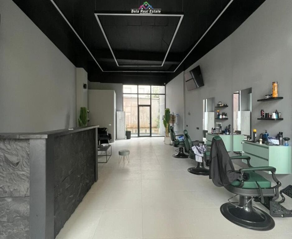 Negozio In Affitto Al Nuovo Mercato (ID BD21902) Tirana