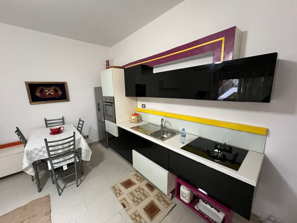 Apartament per qera 1+1 - Kopshti Botanik