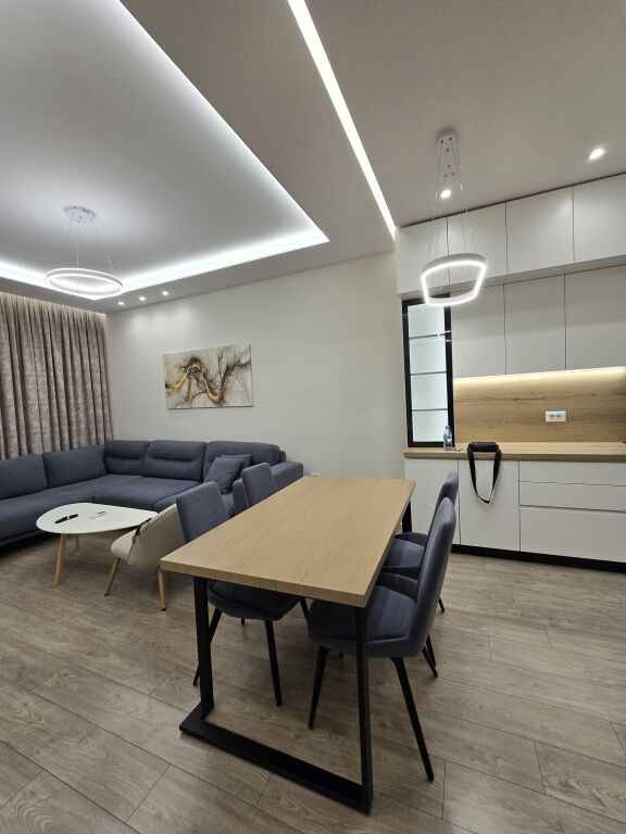 Apartament 1+1 me qira prane Liqenit Artificial /Parku Olimpik