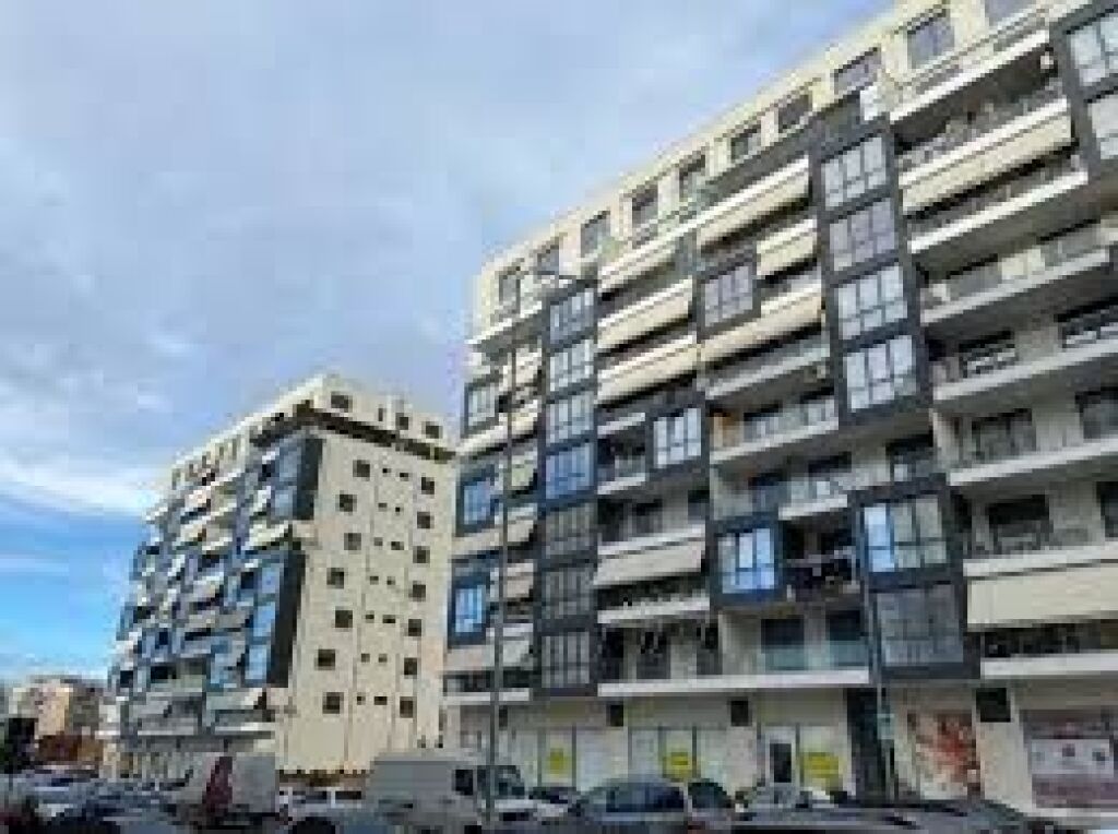 Appartamento 2+1 in vendita, 21 Dhjetori