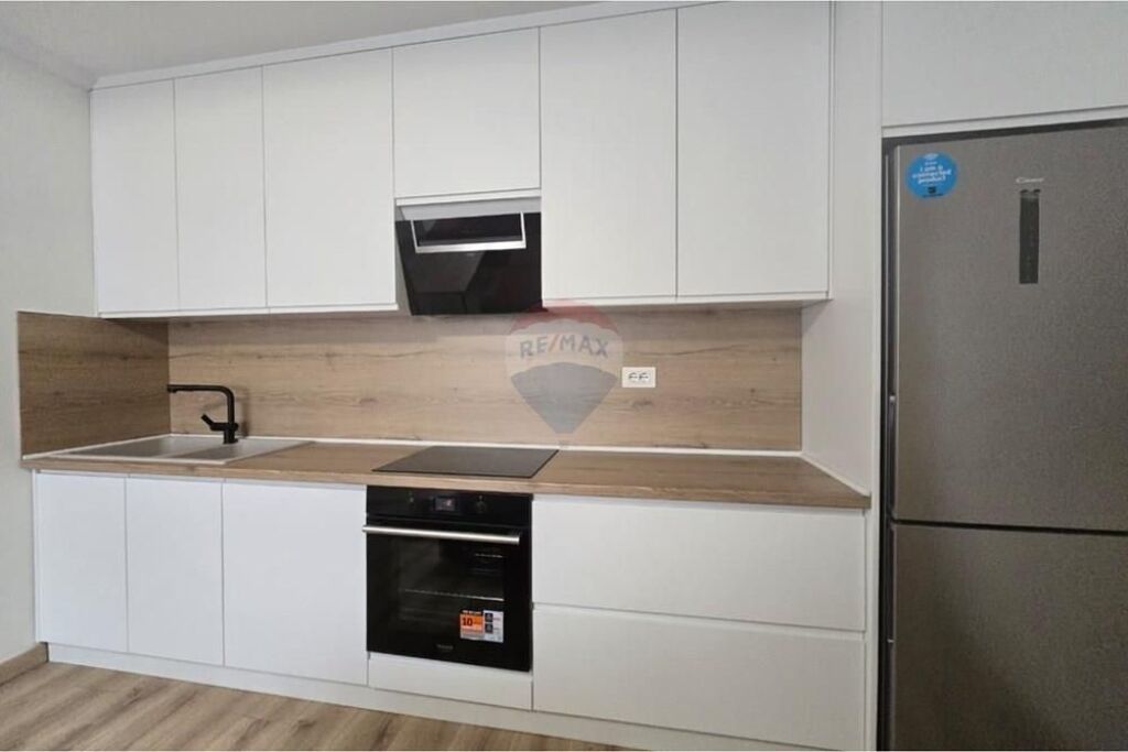 Apartment - For Rent - Elbasan Street, Tirana