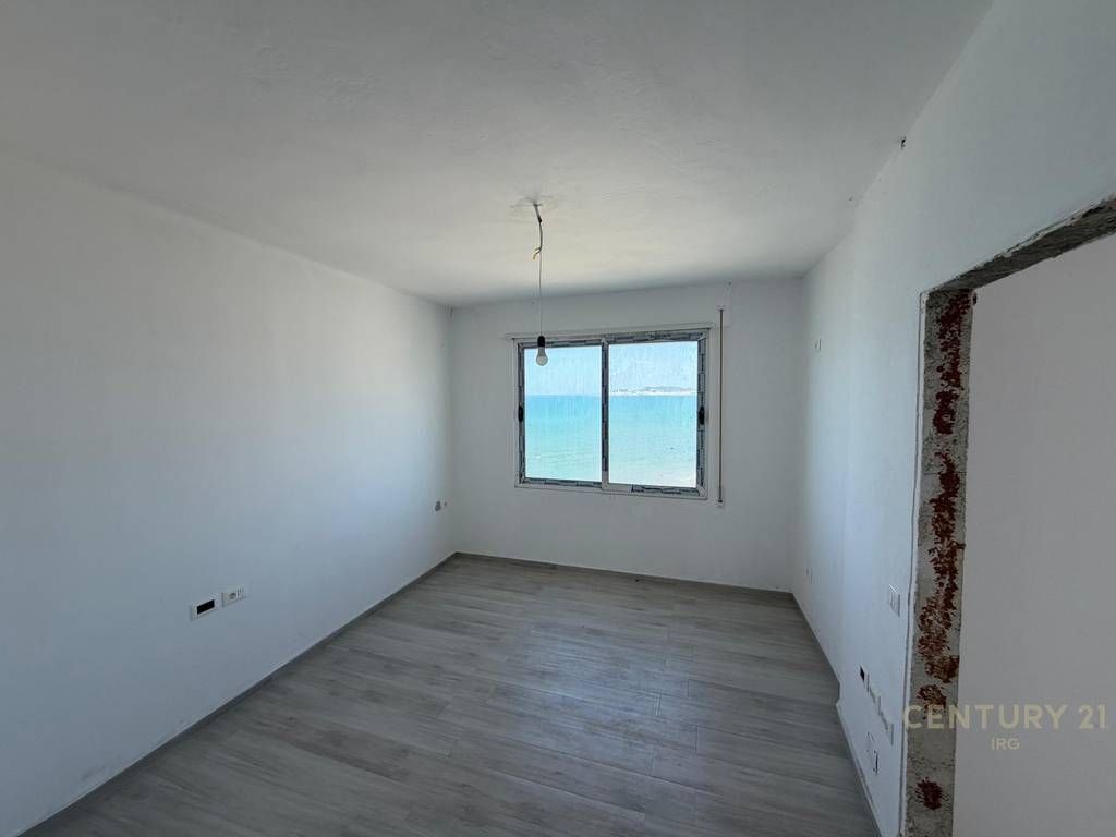Shitet Apartament 1+1 me Pamje nga Deti – Kamelia Resort!