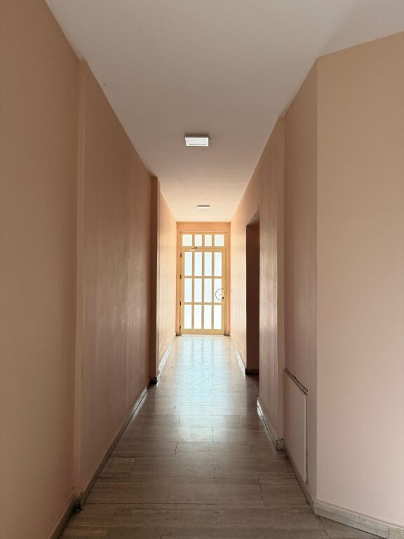 Apartament me qera