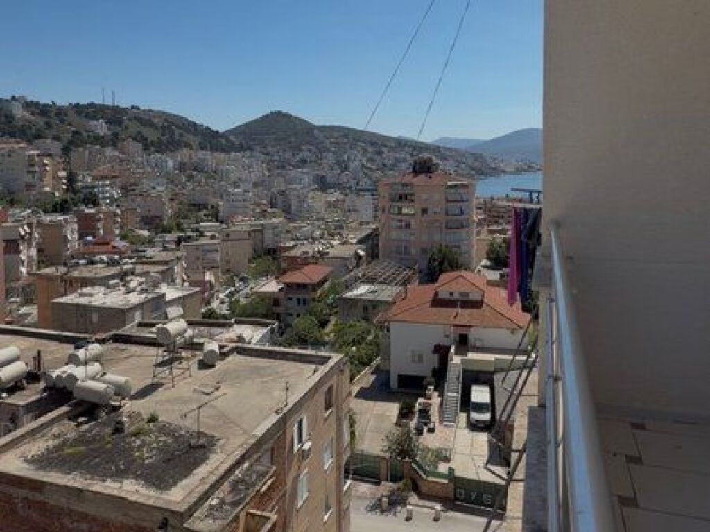 SARANDA, VENDIAMO APPARTAMENTO 1+1
