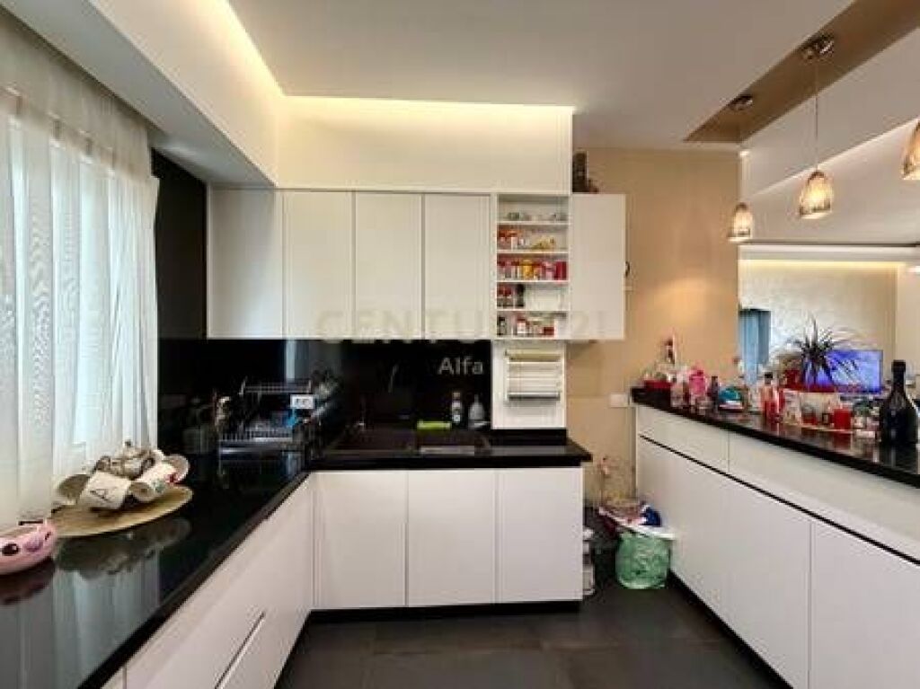 SHESIM, APARTAMENT PREMIUM 2+1+2 me POST PARKIMI, LIQENI I THATE‼️
