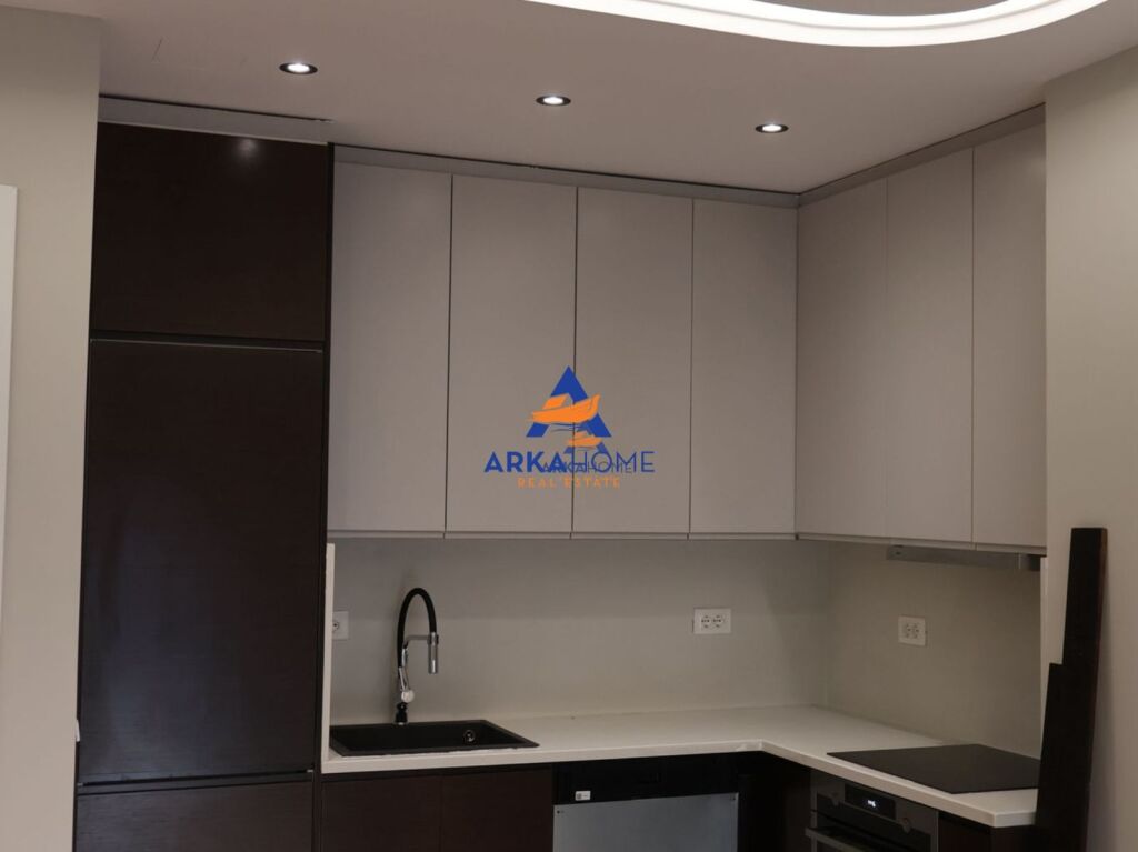 VENDESI APPARTAMENTO 2+1+2 BALCONI "ALI DEMI, VICINO BIO MARKET" 296.250 EURO