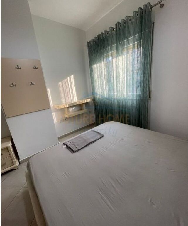 Rent, Apartment 2+1+2+Parking Space, Paris Commune, Tirana.