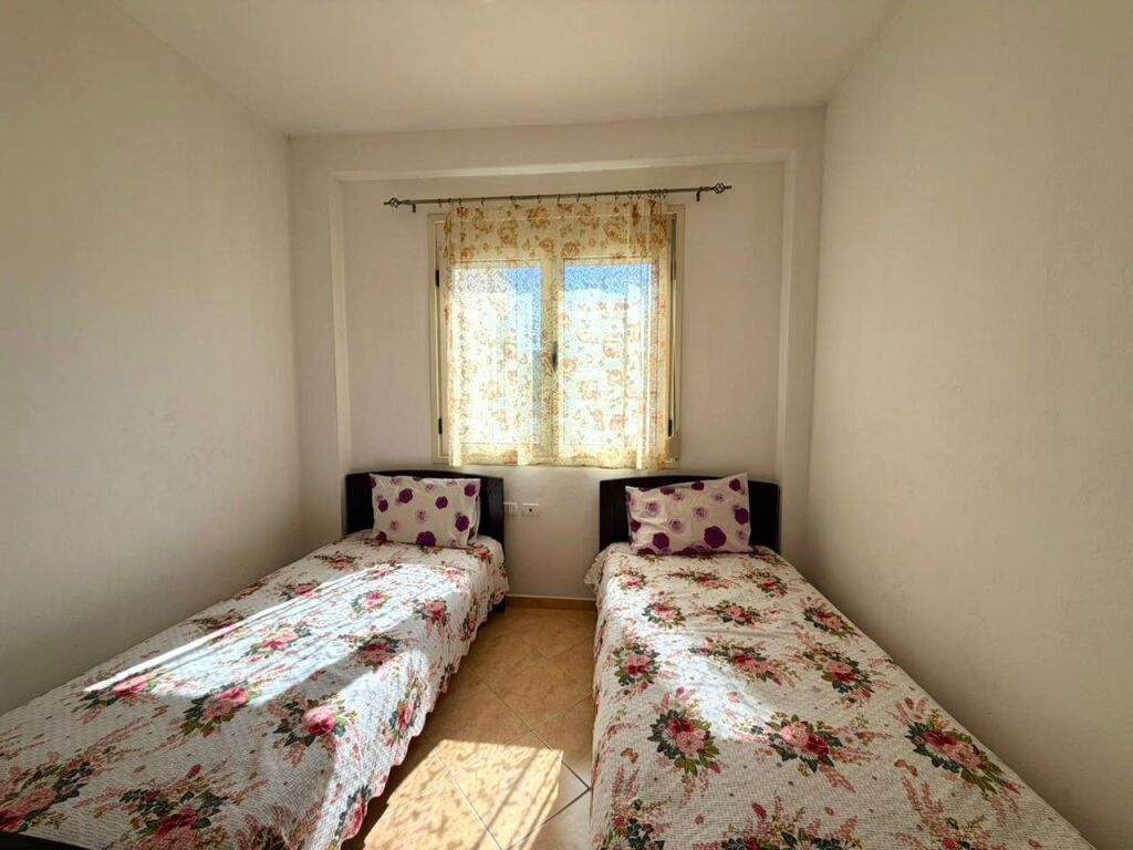 Apartament 2+1 ne shitje ne Vlore 100 metra nga Bulevardi Vlore-Skele