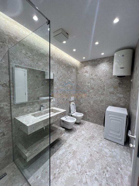 Qera, Apartament 2+1+Parkim,Rruga e Elbasanit,Tirane