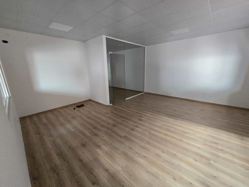 Kapanon Me Qera ne Vaqarr (ID BM336) Tirane