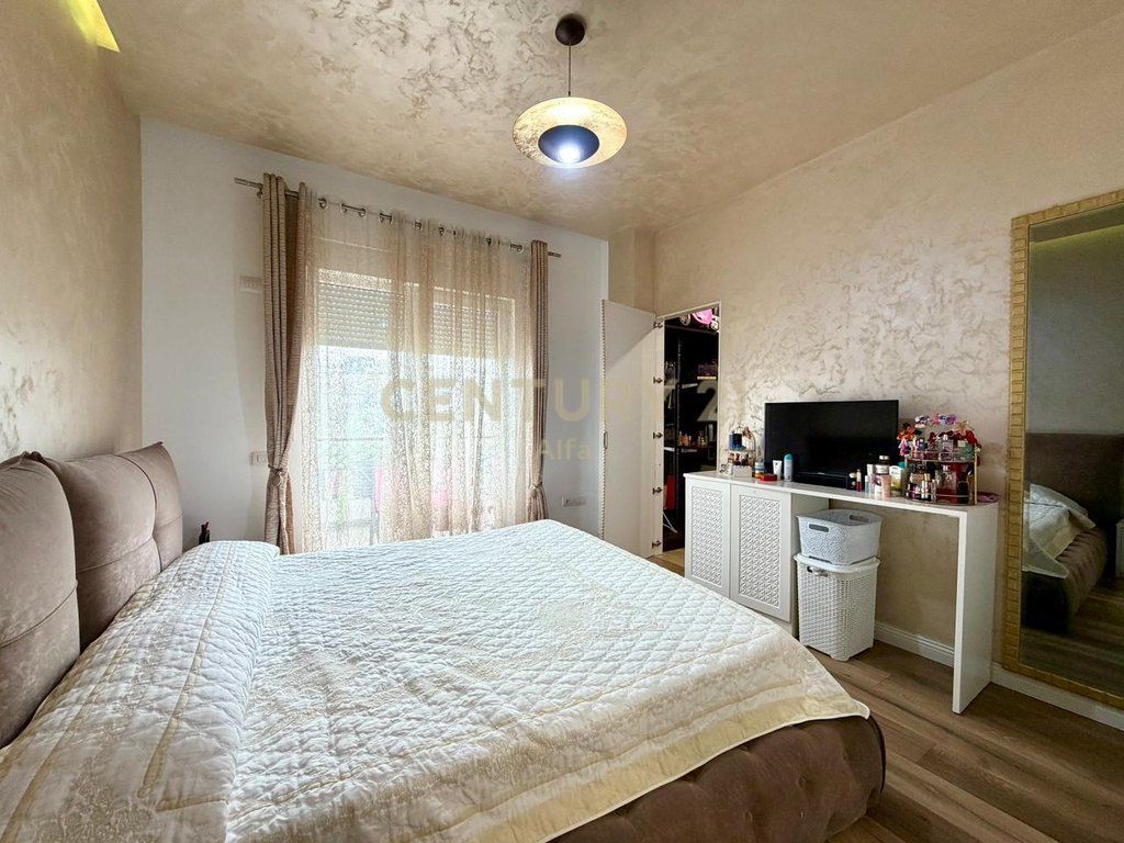 SHESIM, APARTAMENT PREMIUM 2+1+2 me POST PARKIMI, LIQENI I THATE!