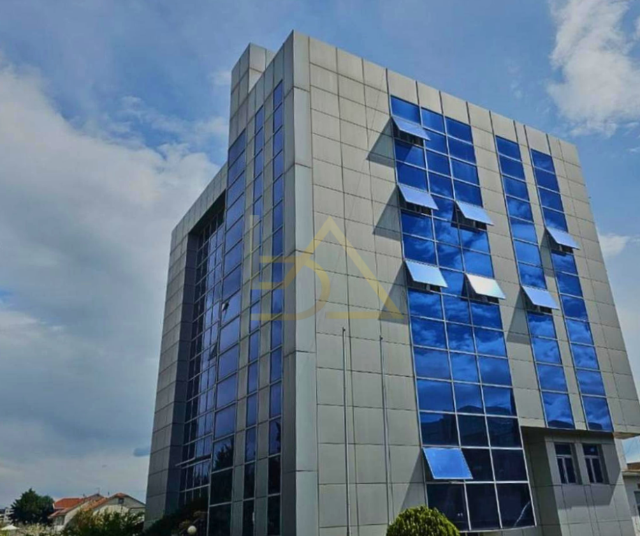 Building for Sale – Tirana