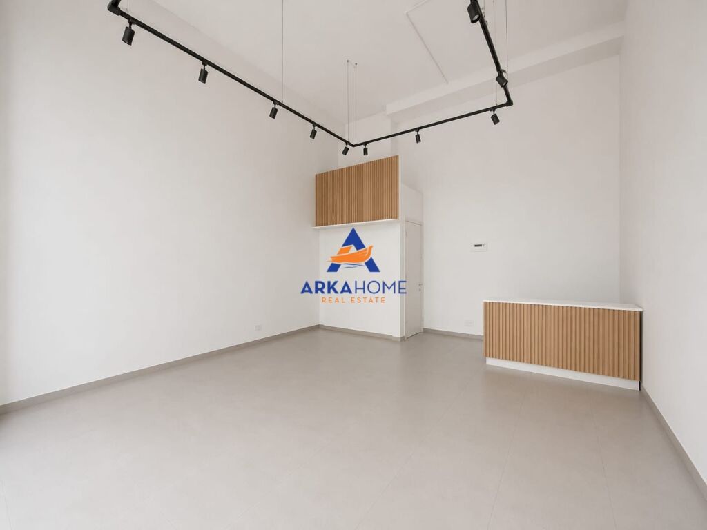 LOCALE IN AFFITTO 36M2 "TRIO TOWER, DON BOSKO" 55000 LEKE