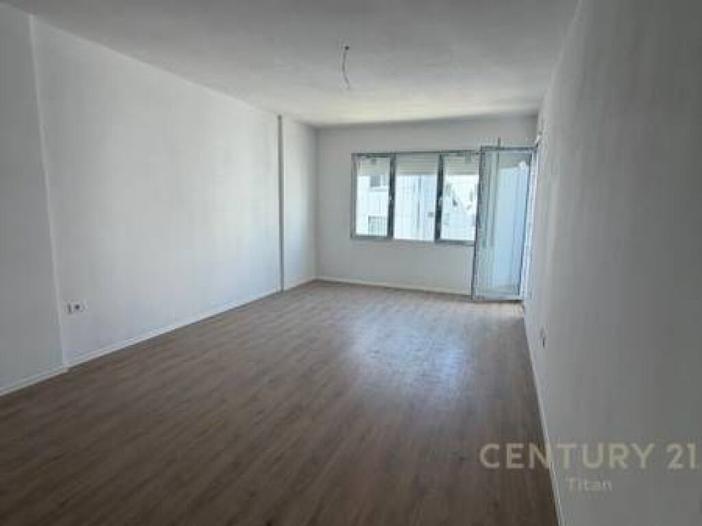 Apartment 2+1+balcony for sale at White Crown Residence in Kamez