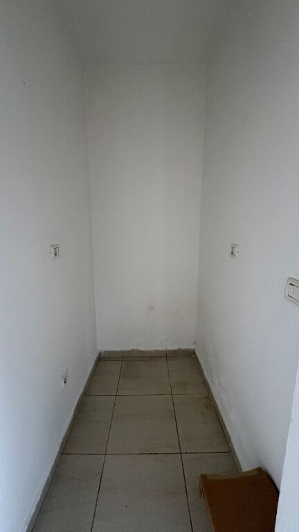 Service unit of 55m2 for rent opposite the Pediatrics