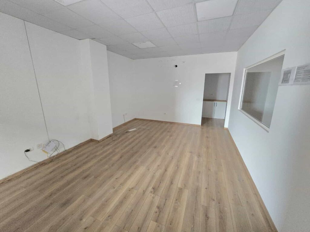 Kapanon Me Qera ne Vaqarr (ID BM336) Tirane