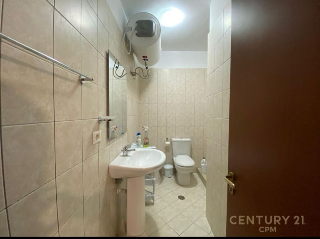 IN THE MUNICIPALITY OF PARIS WE RENT 1+1 APARTMENT