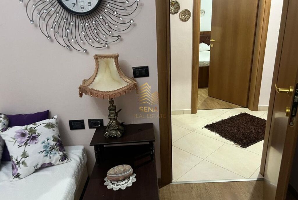 Rent, Apartment 2+1+Blk, Commune of Paris, 60,000 Leke/Month