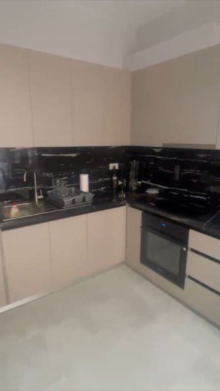 APARTAMENT 2+1+2+P ME QERA TE XHAMLLIKU