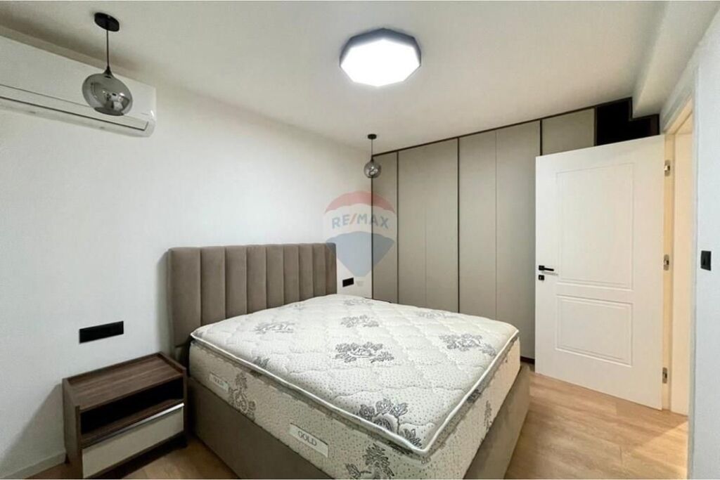 Apartament - Për Qira - Rruga e Dibrës, Tiranë