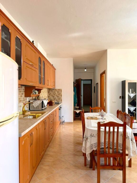 Apartament 2+1 ne shitje ne Vlore 100 metra nga Bulevardi Vlore-Skele