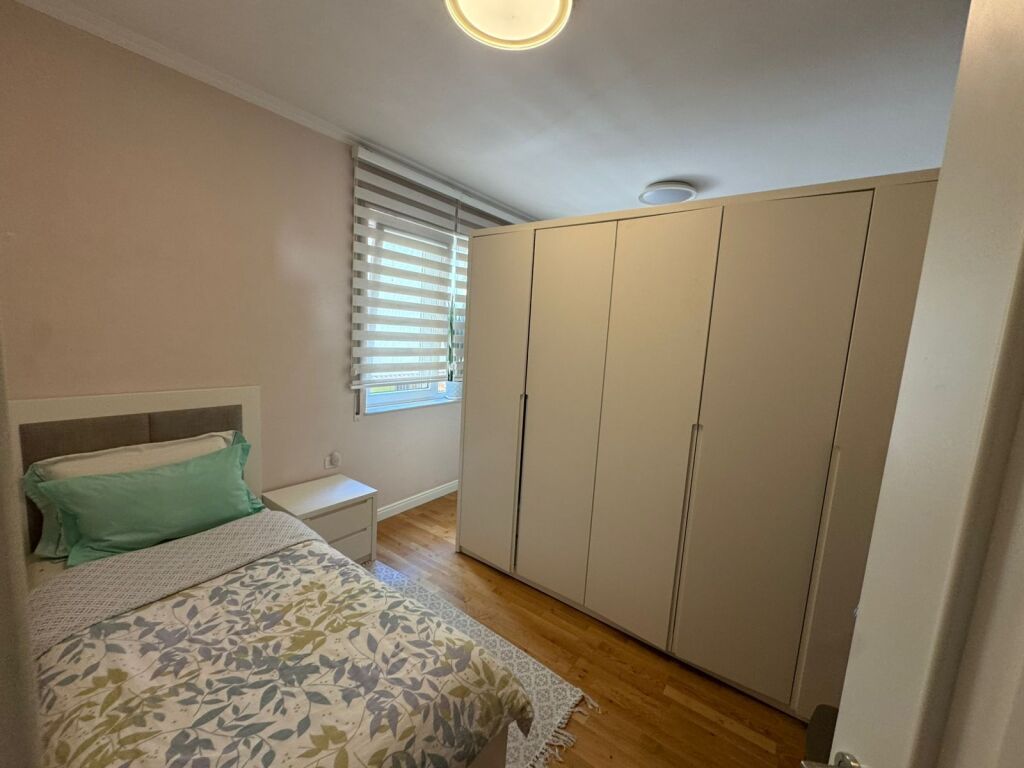 SHITET APARTAMENT 3+1, LIQENI I THATE