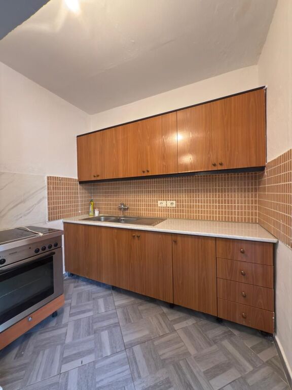 Apartament 1+1 per shitje tek Irfan Tomini