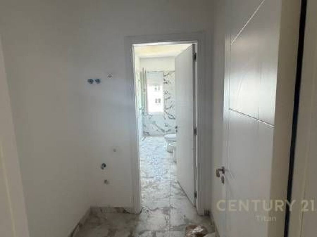 Apartment 2+1+balcony for sale at White Crown Residence in Kamez