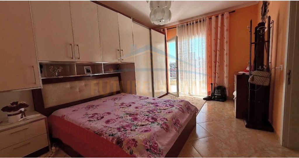 Shitet Apartament 1+1+Verande, Don Bosko
