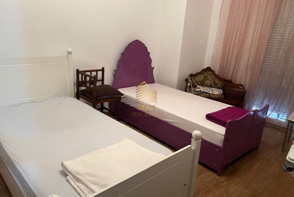 Rent, Apartment 2+1+Blk, Commune of Paris, 60,000 Leke/Month
